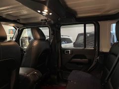 Mercedes-Benz Wrangler 2022 2.0T Highlander Four-Door Edition - фото 15