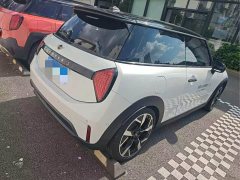 MINI 2.0T COOPER S Artist Three-door Edition - фото 2