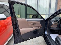 Lexus ES 300h Premium Edition - фото 11