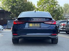 Lexus ES 300h Premium Edition - фото 5