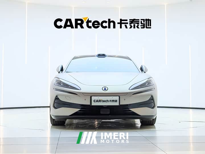 Denza Z9GT Yisafang flash charging flagship - автомобиль из Китая