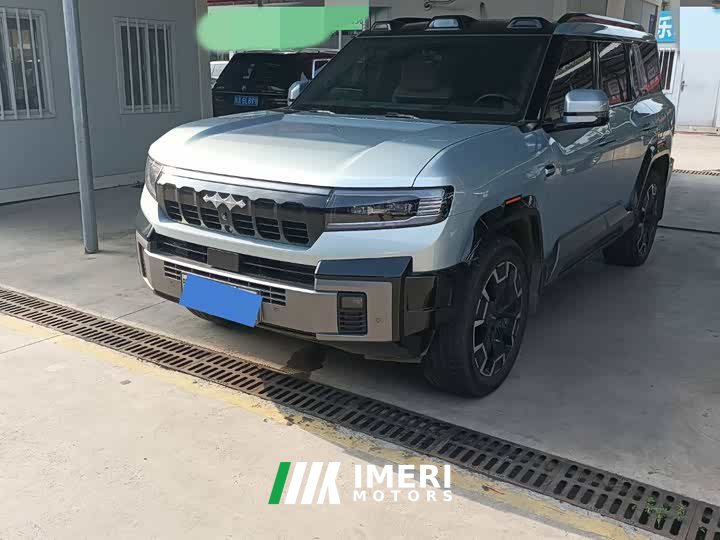 Fangchengbao Leopard 8 2025 Zhiyong flagship version 7 seats - автомобиль из Китая