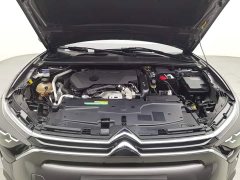 Versailles C5 X 2023 1.6T enjoys extraordinary benefits - фото 6