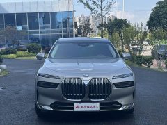 BMW 7 Series 740Li Leading Luxury Package - фото 2