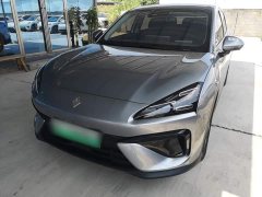 Baojun Yunhai 2026 140km plug-in hybrid standard version - фото 2