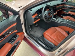 Hongqi Golden Sunflower Guoya 2024 4.0T V8 version - фото 5