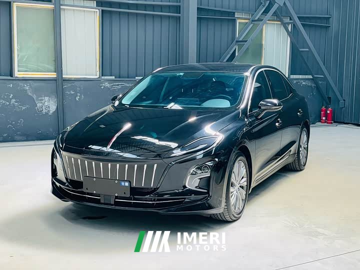 Hongqi E-QM5 2022 431km Charging Enjoyment Edition - автомобиль из Китая