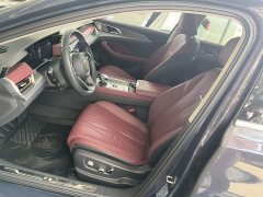 Hongqi H5 2.0T automatic smart connected flag version - фото 15