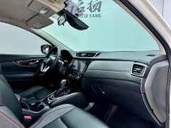 Nissan Qashqai 2.0L CVT XV Smart Edition - фото 13