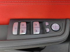 BMW 1 Series 125i M Sports Night Edition - фото 9
