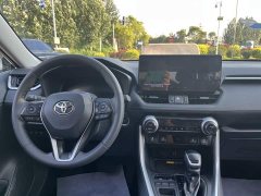 Toyota RAV4 Rongfang 2023 2.0L CVT two-wheel drive 20th anniversary platinum commemorative edition - фото 12