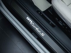Porsche 911 Turbo S Cabriolet 3.7T - фото 14