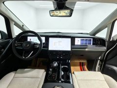 Trumpchi E9 MAX - фото 6