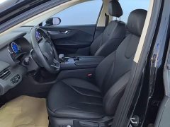Hongqi E-QM5 facelift basic travel version - фото 15