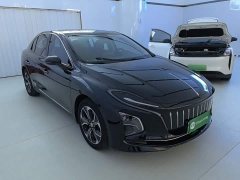 Hongqi E-QM5 facelift basic travel version - фото 4