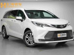 Toyota SIENNA 2024 2.5L hybrid four-wheel drive premium version - фото 3
