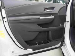 Toyota SIENNA 2024 2.5L hybrid four-wheel drive premium version - фото 9