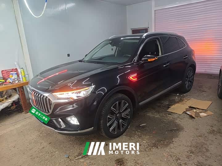 Hongqi HS5 facelift 2.0T Zhilian Qixiang four-wheel drive version