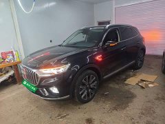 Hongqi HS5 facelift 2.0T Zhilian Qixiang four-wheel drive version - фото 1