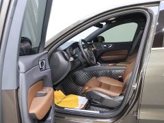 Volvo XC60 B5 four-wheel drive Zhiyuan Deluxe Edition - фото 14