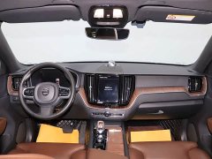 Volvo XC60 B5 four-wheel drive Zhiyuan Deluxe Edition - фото 18