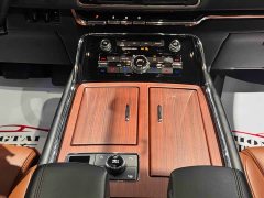 Lexus Navigator 2020 3.5T long axis US version - фото 11
