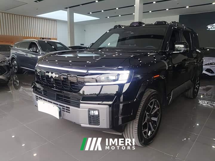 Fangchengbao Leopard 8 Zhiyong flagship version 7 seats - автомобиль из Китая