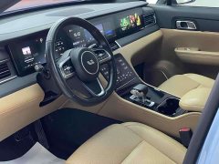 Li Auto Ideal ONE 2021 extended range 6-seater version - фото 10