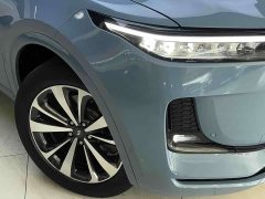 Li Auto Ideal ONE 2021 extended range 6-seater version - фото 5
