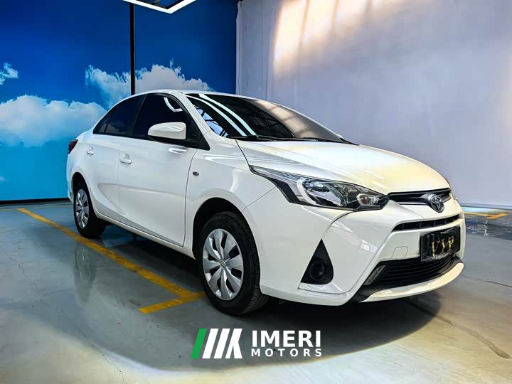 Edition YARiS L 1.5L CVTLuxuryPLUS Edition