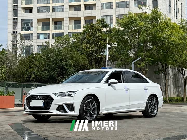 Audi A4L 40 TFSI Fashionable and Dynamic - автомобиль из Китая