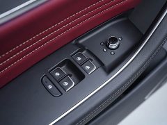 Hongqi HS5 2025 2.0T two-wheel drive Qixiang Pro version - фото 16