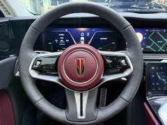 Hongqi E-HS9 690km flagship version six seats - фото 9