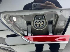 Hongqi E-HS9 690km flagship version six seats - фото 19
