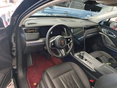 Hongqi HS7 PHEV 2.0T PHEV four-wheel drive Qichang version 6 seats - фото 10
