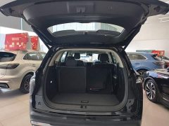 Hongqi HS7 PHEV 2.0T PHEV four-wheel drive Qichang version 6 seats - фото 19