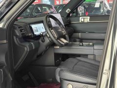 Fangchengbao Titanium 7 EV 675KM rear drive flash charging version - фото 2