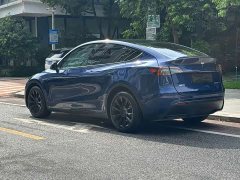 Tesla Model Y long-range all-wheel drive version - фото 9