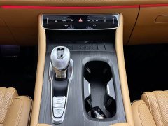 Voyah Lantu Dreamer PHEV ultra-long battery life flagship version - фото 13