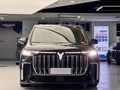 Voyah Lantu Dreamer PHEV ultra-long battery life flagship version - фото 3