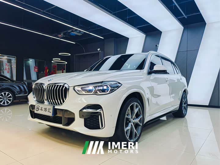 BMW X5 2022 facelift xDrive 40Li M sports package - автомобиль из Китая