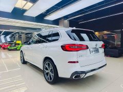 BMW X5 2022 facelift xDrive 40Li M sports package - фото 4