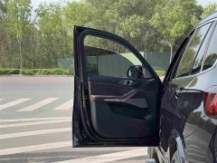BMW X5 2022 facelift xDrive 40Li M sports package - фото 5