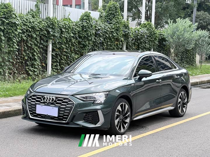 Audi A3 A3L Limousine 35 TFSI Fashionable and Sporty - автомобиль из Китая