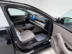 Geely Galaxy Star 8 130km EM-i flagship version - фото 14