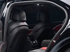 Geely Flying Spur 4.0T V8 S - фото 13