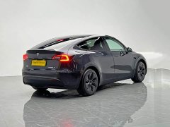 Tesla Model Y rear-wheel drive version - фото 6