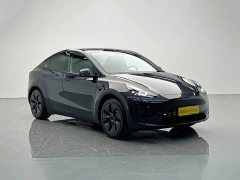 Tesla Model Y rear-wheel drive version - фото 8