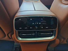 AITO Wenjie M7 extended range Max four-wheel drive version 5 seats (192-line lidar) - фото 16