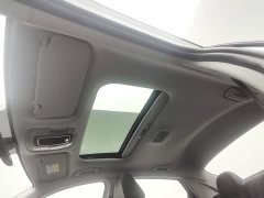Hyundai Elantra 1.5L CVT LUX Premium Edition - фото 14